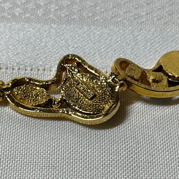 Vintage Butler necklace & clip on earrings. Gold tone. purple & blue. Gorgeous! - Picture 10 of 13